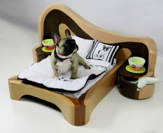 TRAVEL & OUTDOOR DOG BEDS